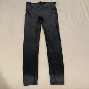 SPANX FAUX SNAKE SKIN LEGGINGS M